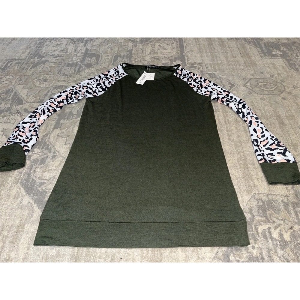 New Women's Sz XLarge XL Harhay Long Sleeve Green Animal Print Shirt‎